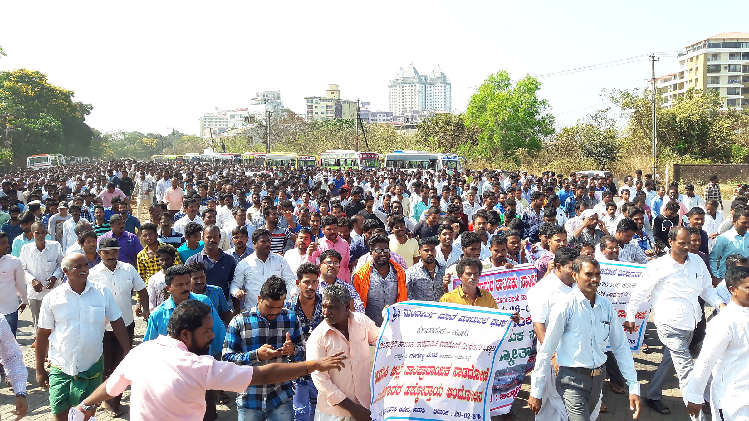 ಉಡುಪಿ: ನಾಡದೋಣಿ ಮೀನುಗಾರಿಕಾ ಸೀಮೆಎಣ್ಣೆ ಬಿಡುಗಡೆಗೆ ಆಗ್ರಹಿಸಿ ಬೃಹತ್ ಪ್ರತಿಭಟನೆ
